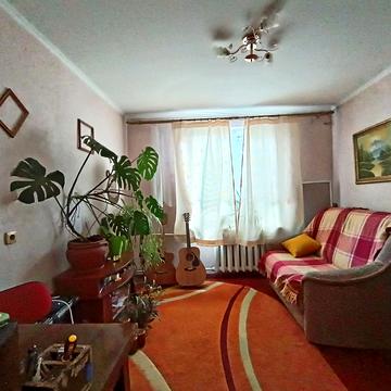 Білоцерківська вул., 2