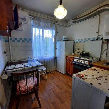 Журавлина вул., 7