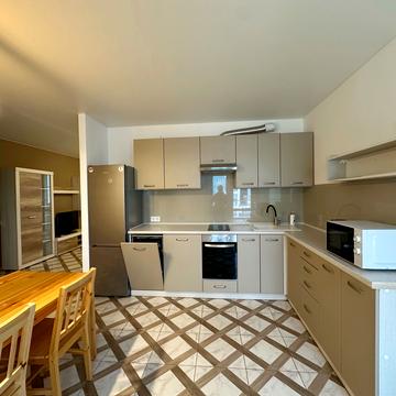 Щепова вул., 17