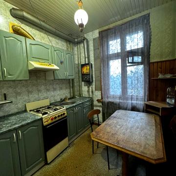 Кияшка вул., 32