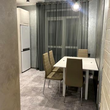 Володимира Великого вул. (Артема), 10в