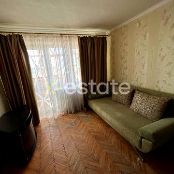 Науки просп. (Леніна), 72