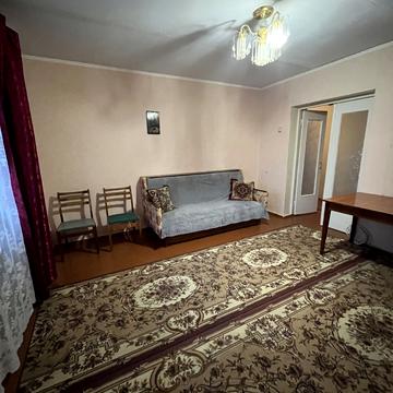 Івана Мазепи вул. (Калініна), 27