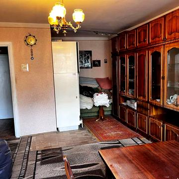 Любінська вул., 160б