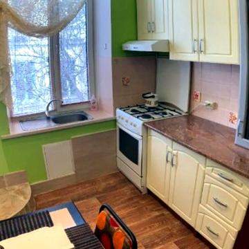 Віталія Боровика вул., 5а