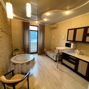 Грецька вул., 10