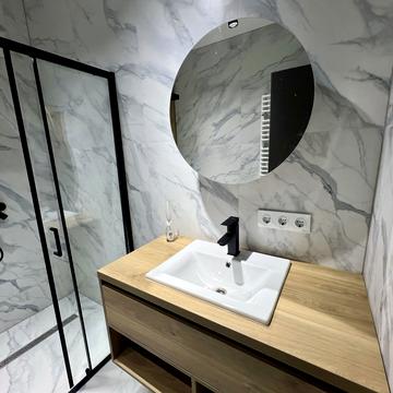 Головна вул., 220