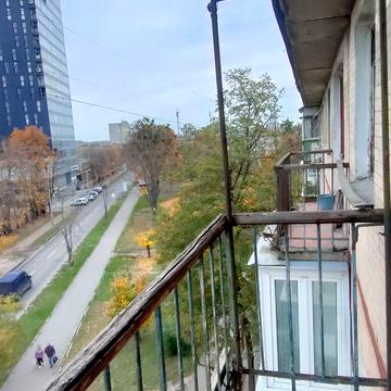 Отакара Яроша вул., 17