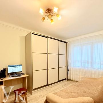 Дубнівська вул., 75а