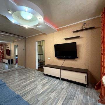 Героїв просп., 9