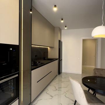 Андрія Мельника вул., 10 к3