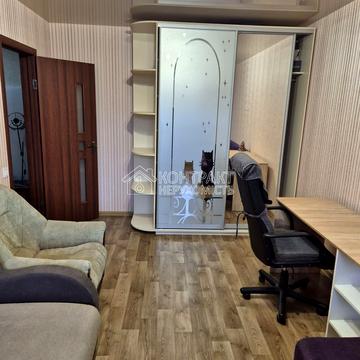 Нескорених вул., 70