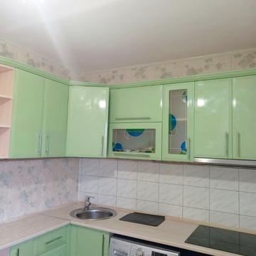 Центральний просп. (Леніна), 137