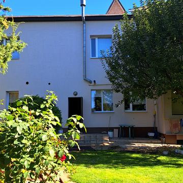 Молодіжний провулок, 5