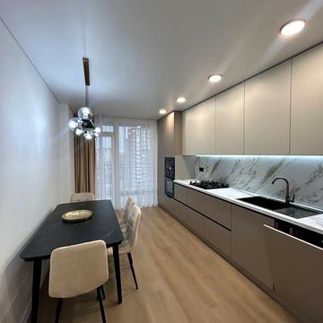 Юліана Пелеша вул., 3