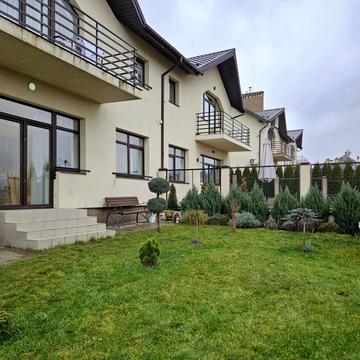 Успенська вул., 6