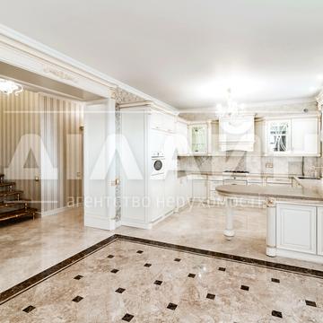 Розваги вул., 27