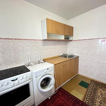 Слави бульв., 10