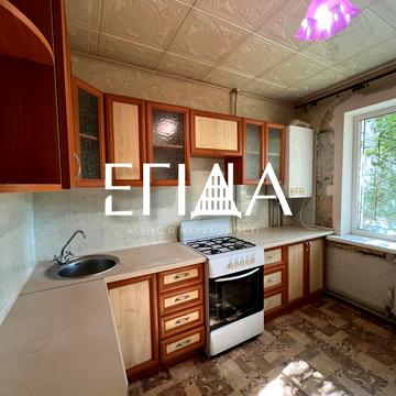 Незалежності вул. (Космонавта Попова), 24 к1