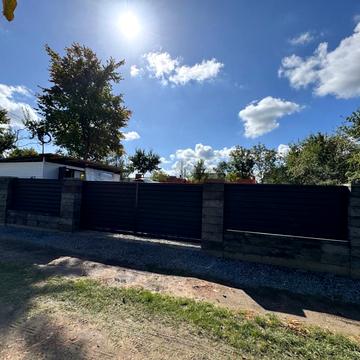 Квітнева вул.