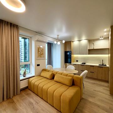 Щаслива вул., (Будинок 14/2)