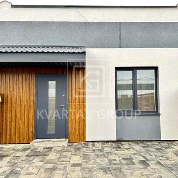 Весняна вул., 10