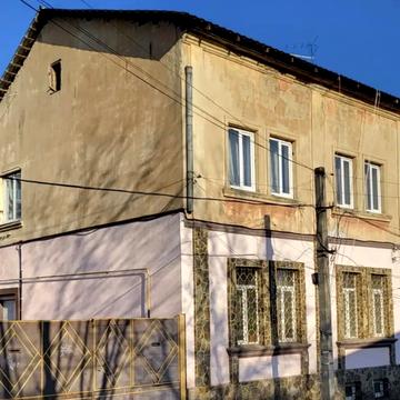 Буковинська, 37