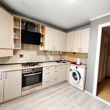 Хмельницьке шосе, 15