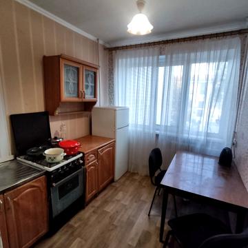 Писаржевського вул., 11