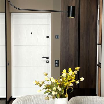 Богдана Хмельницького вул., 205