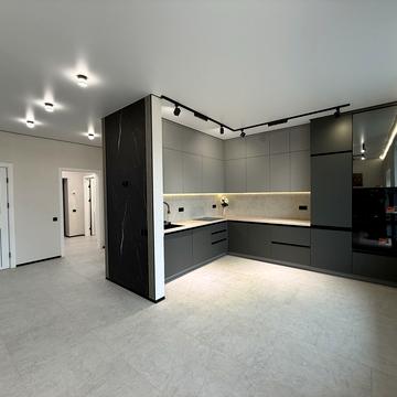 Молодіжна вул., 30