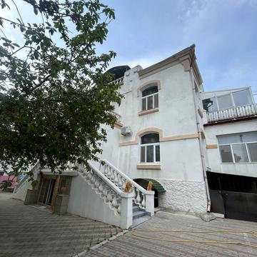 Золотий Берег вул., 4А