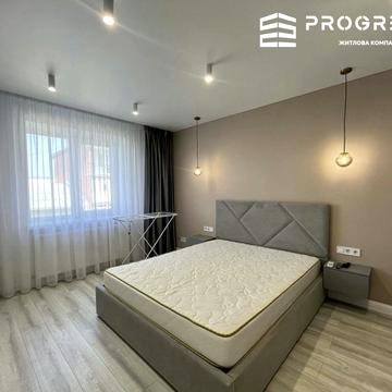 Незалежності вул., 117