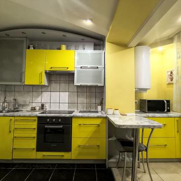 Героїв Майдану вул. (Червоноармійська), 77