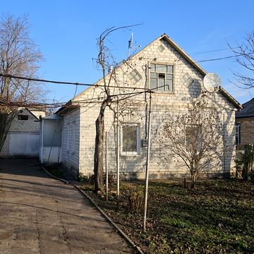 Івана Сірка вул., 27