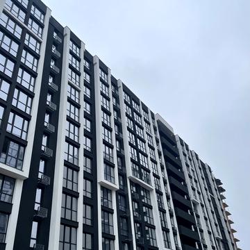 Романа Левицького вул., (Будинок 5)