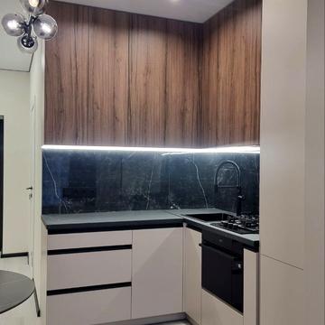 Мартинова просп., (вул. Радісна, 4)