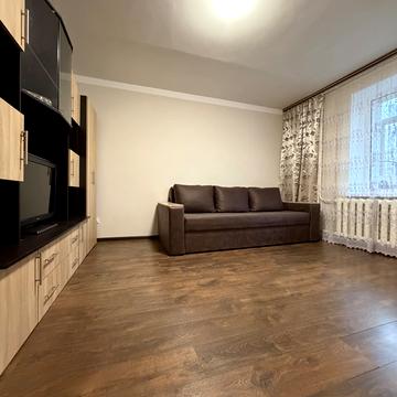 Покровська вул., 121