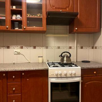 Наукова вул., 62