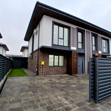 Полтавська вул.