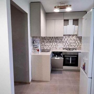 Романа Дашкевича вул., 13