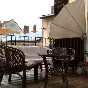 Академіка Володимира Гнатюка вул. (), 17