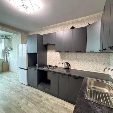 Віктора Андрієвського вул., 41