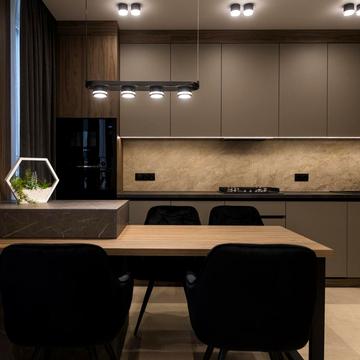 Топольна вул., 4г