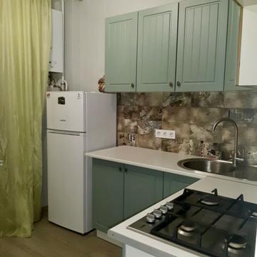 Євгена Чикаленка вул., 43