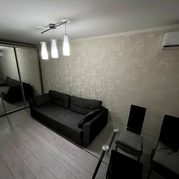 Вячеслава Чорновола вул. (Юрія Савченка), 97-Б