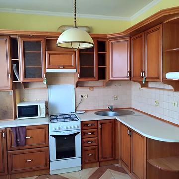 16 Липня вул., 1