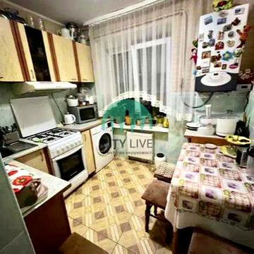 Берегова вул., 25