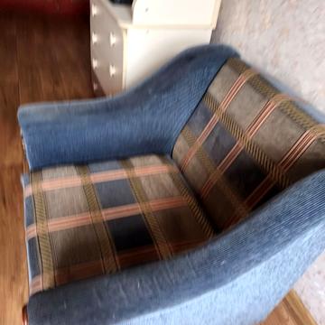 Космонавтів вул., 29/2