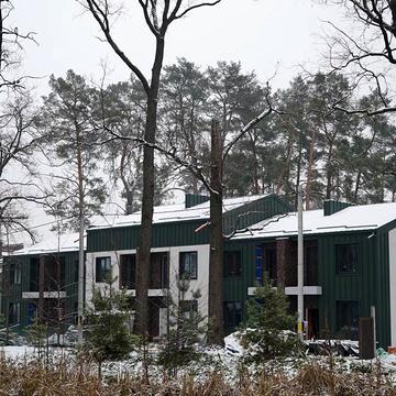 Варшавська вул.